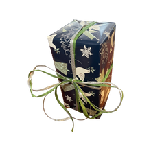 Load image into Gallery viewer, Premium Prewrapped Holiday Gift Box
